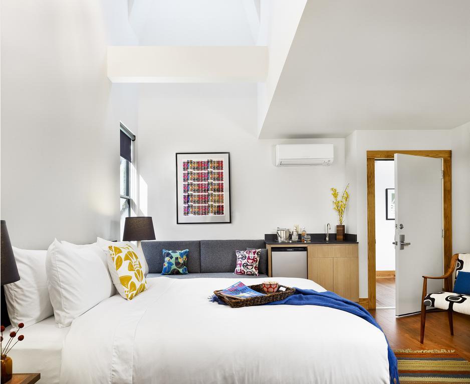 Heywood Hotel Austin Room photo
